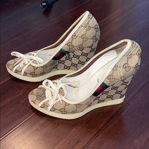 gucci heals